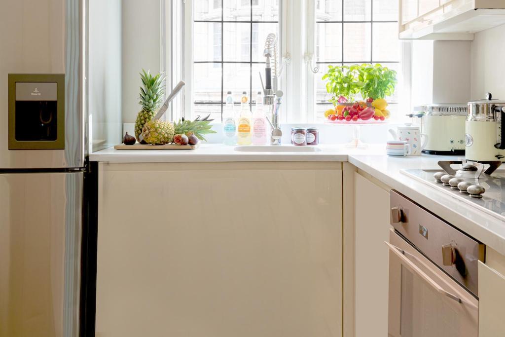 Refurbished Nov 2024 Discover The Exclusive Charm Of A Covent Garden Luxury Nomads Home Λονδίνο Εξωτερικό φωτογραφία